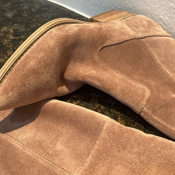 Marc Fisher Tan Suede Western Boots size 8.5m - Picture 2 of 7